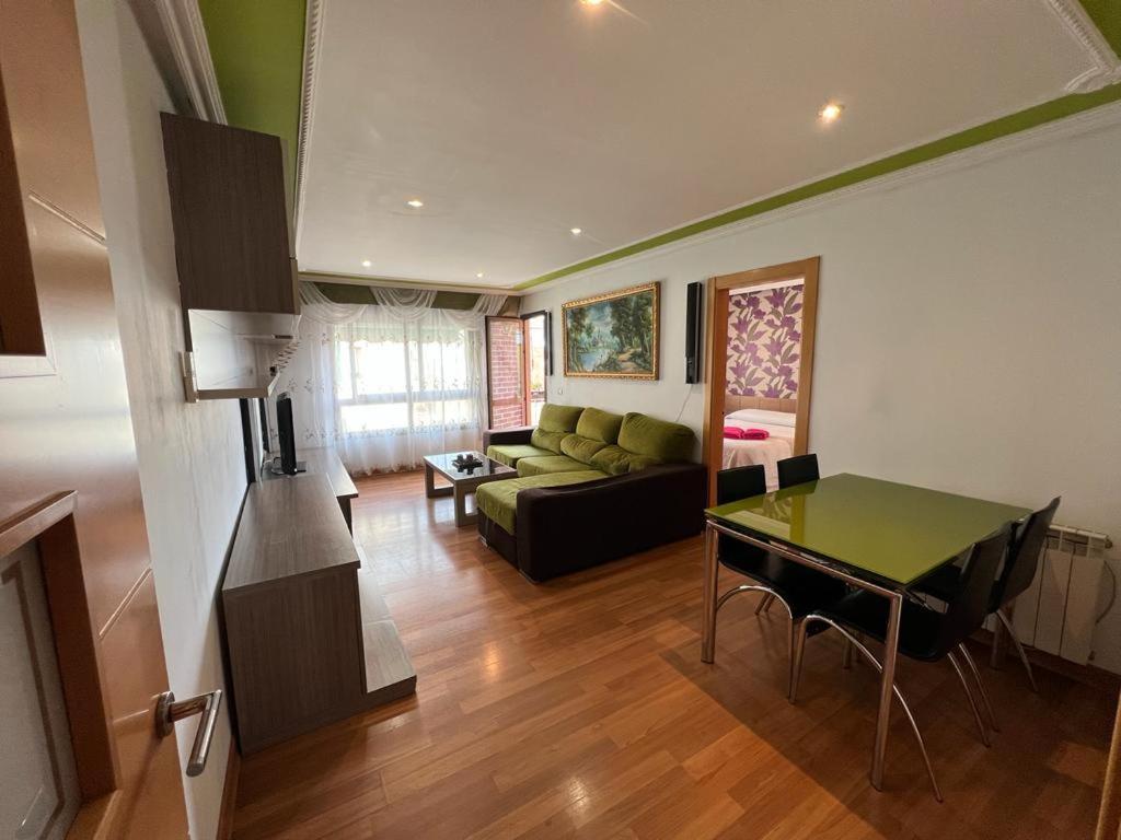Apartamento D'Antoni Gaudi Διαμέρισμα Vilaseca de Solcina Εξωτερικό φωτογραφία